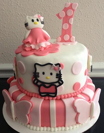 Hello Kitty #2 - Cake by Jennifer Duran 