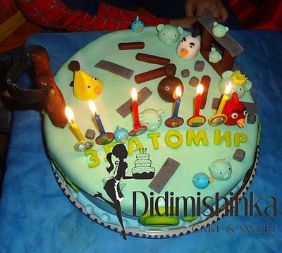 Angry Birds - Cake by Delyana