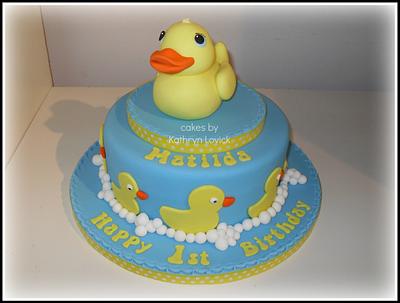 duck :) - Cake by kathryn lovick