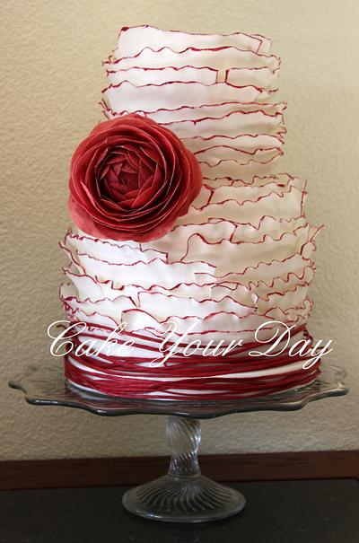 Ruffles Wedding Cake. - Cake by Cake Your Day (Susana van Welbergen)