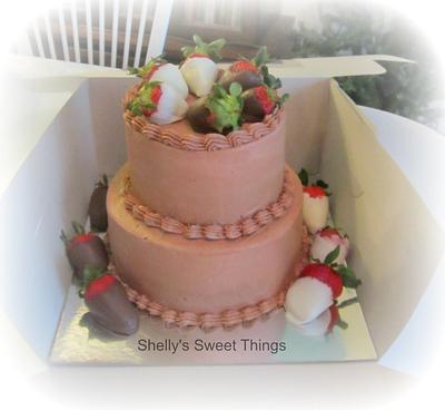 Chocolate & strawberries - Cake by Shelly's Sweet Things