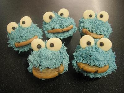 Cookie Monster Cupcakes! - Cake by Lucy Willcox
