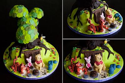 Winnie the pooh - Cake by Jo Tan