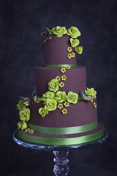 Lime rose - Cake by Kelly Mitchell