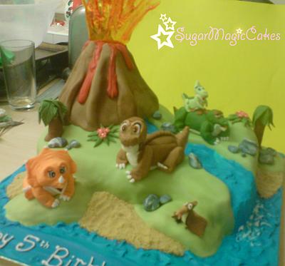 The Land Before Time! - Cake by SugarMagicCakes (Christine)