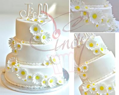 Wedding cake - Cake by CindyLiBuenCakes