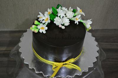 White romance - Cake by Renuka Kulkarni