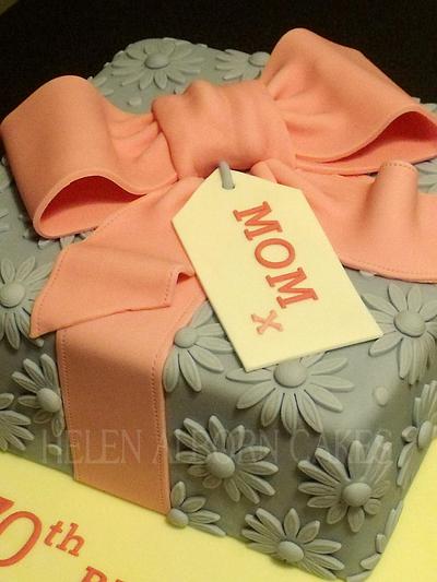 Birthday present cake - Cake by Helen Alborn  