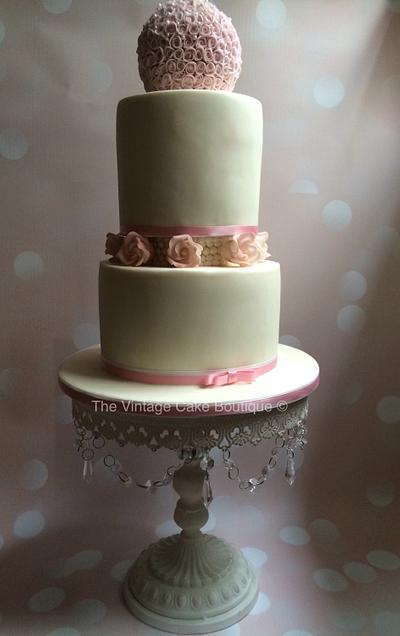 3 Tier Sphere wedding cake - Cake by The Vintage Cake Boutique 