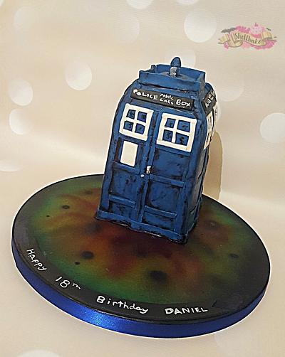 Tardis cake - Cake by Michelle Donnelly