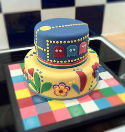 70's/80's Theme Cake - Cake by flossycockles