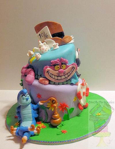 Alice In Wonderland  - Cake by Yari 