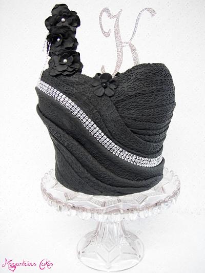 Bodice in black lace - Cake by Meganlicious Cakes