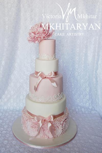 Pink peony  wedding cake&cupcakes - Cake by Art Cakes Prague