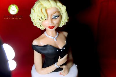 Tribute of Marilyn Monroe - Cake by Le Torte di Ciccibella