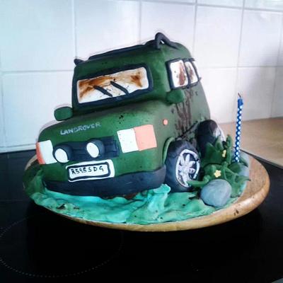 chocolate landrover - Cake by Lily-rose cakery