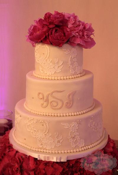 Lace wedding cake - Cake by Sarah F