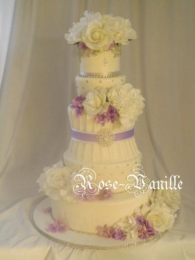 lilac and pearls - Cake by cindy