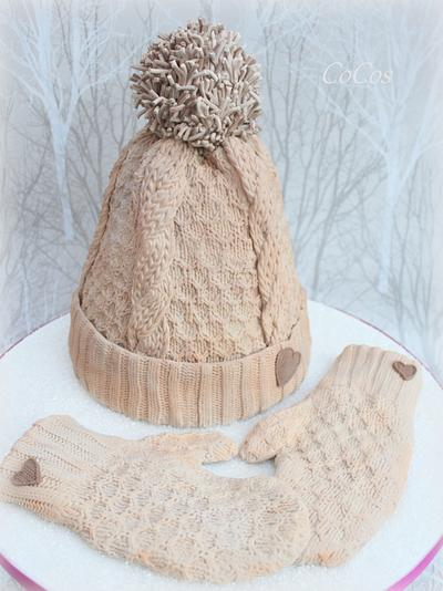 Winter wooly knitted bobble hat and mittens  - Cake by Lynette Brandl