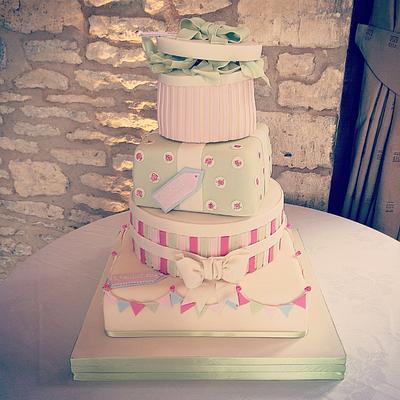 Rosebud and Bunting Parcel Wedding cake - Cake by Samantha Tempest