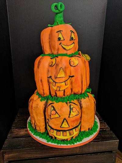 Happy Halloween - Cake by Della Kelley