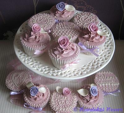 50th birthday cupcakes - Cake by Amanda Earl Cake Design