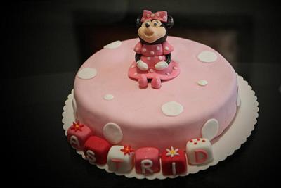 Minnie mouse - Cake by vikios