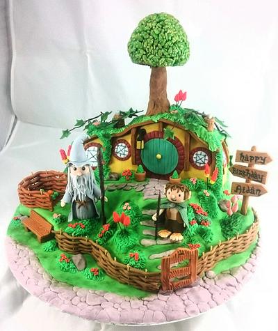 Hobbit Hole - Cake by SugarMagicCakes (Christine)