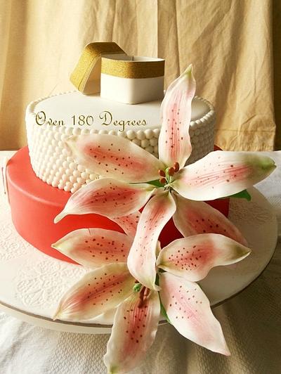 Pearls and Lillies - Cake by Oven 180 Degrees