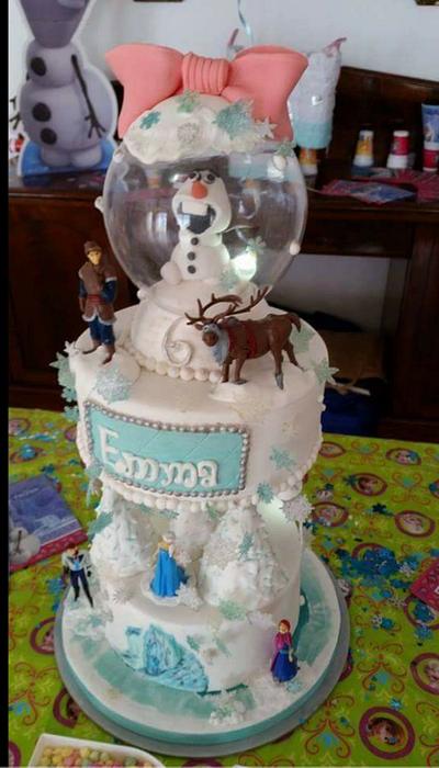 Frozen olaf stuck in globe - Cake by Cake Towers