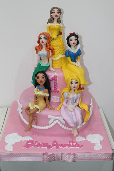 Disney princesses! - Cake by Elena Michelizzi