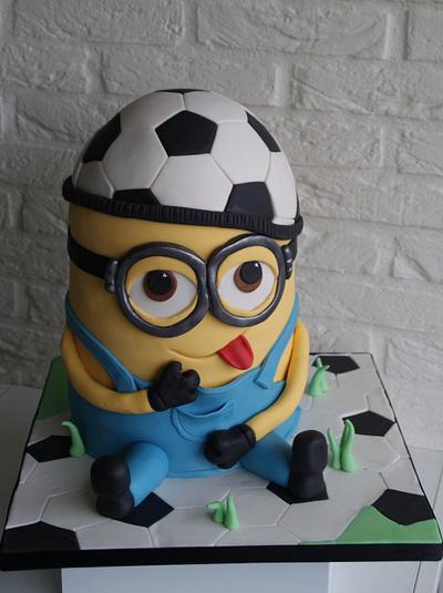 Minion soccer freak cake - Cake by Cake Garden 