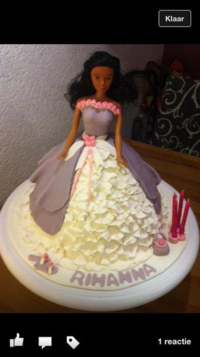 Princess doll cake - Cake by Carrie68