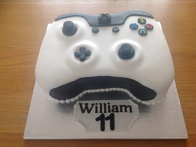 Xbox controller - Cake by Suzanne