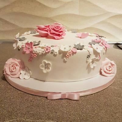 Church wedding cake - Cake by Torte Panda
