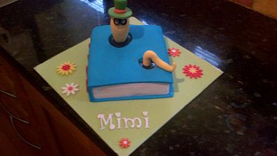Bookworm - Cake by nannyscakes