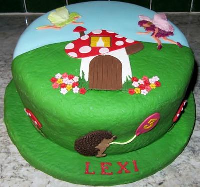 Fairy and toadstool cake - Cake by Lelly