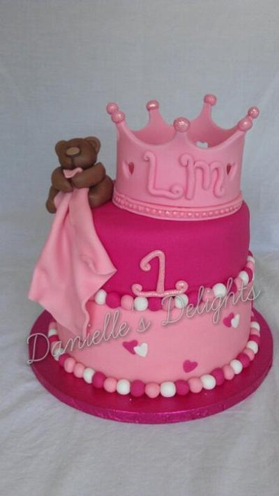 Princess crown - Cake by Danielle's Delights