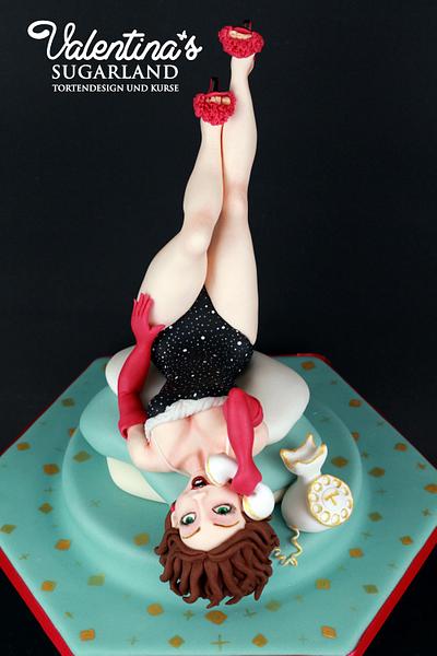 PinUp Girl made of modelling paste - Cake by Valentina's Sugarland