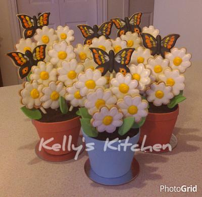 Mother's Day cookie flower pots - Cake by Kelly Stevens