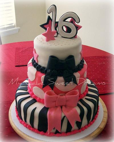  Sweet 16 - Cake by My Cake Sweet Dreams