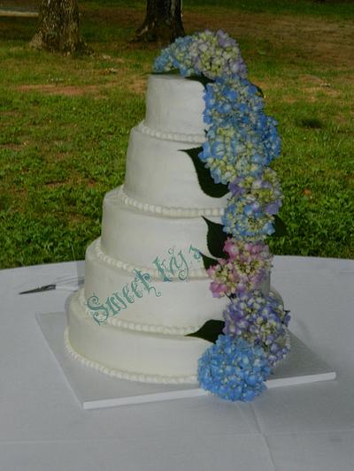 Hydrangea Wedding Cake  - Cake by sweetivys