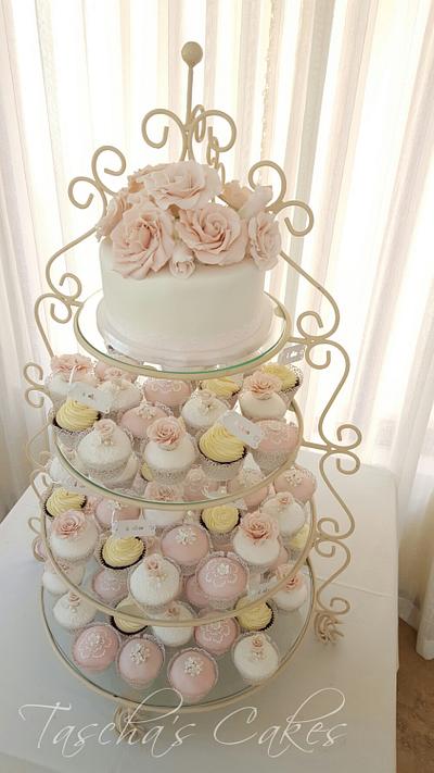 Vintage wedding  - Cake by Tascha's Cakes