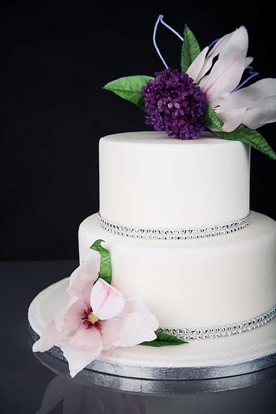 Lilac and Magnolia - Cake by Jana 