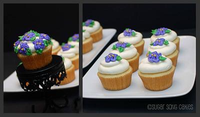 Violet Cupcakes for First Birthday - Cake by lorieleann
