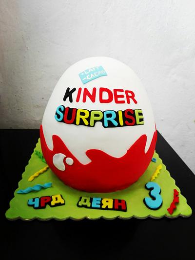 Kinder surprise - Cake by Danito1988