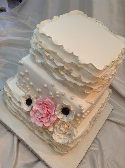 Ruffles and Roses - Cake by June Lynch, Picture Perfect Cake, Dundas