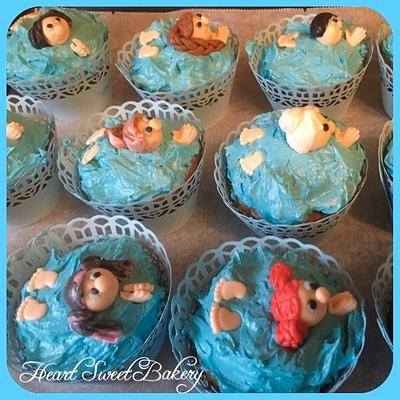 Swimming cupcakes - Cake by Heart