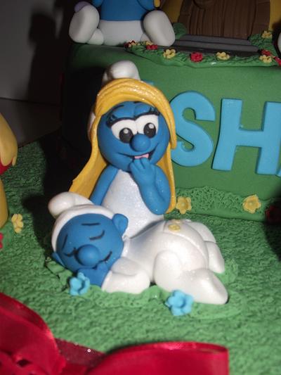 smurfette and baby smurf - Cake by NanyDelice