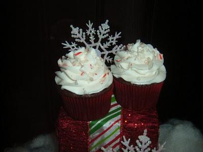 Candy Cane Sweets - Cake by Michelle